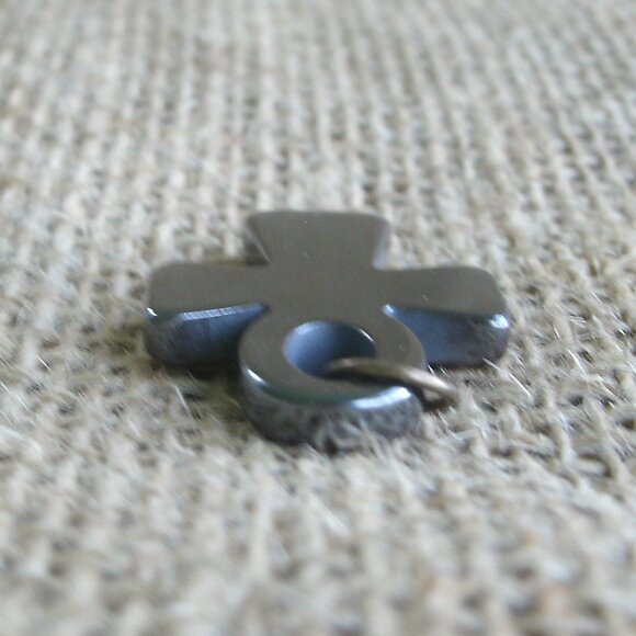 Hand Carved Hematite Egyptian Ankh Pendant - Picture 5 of 7